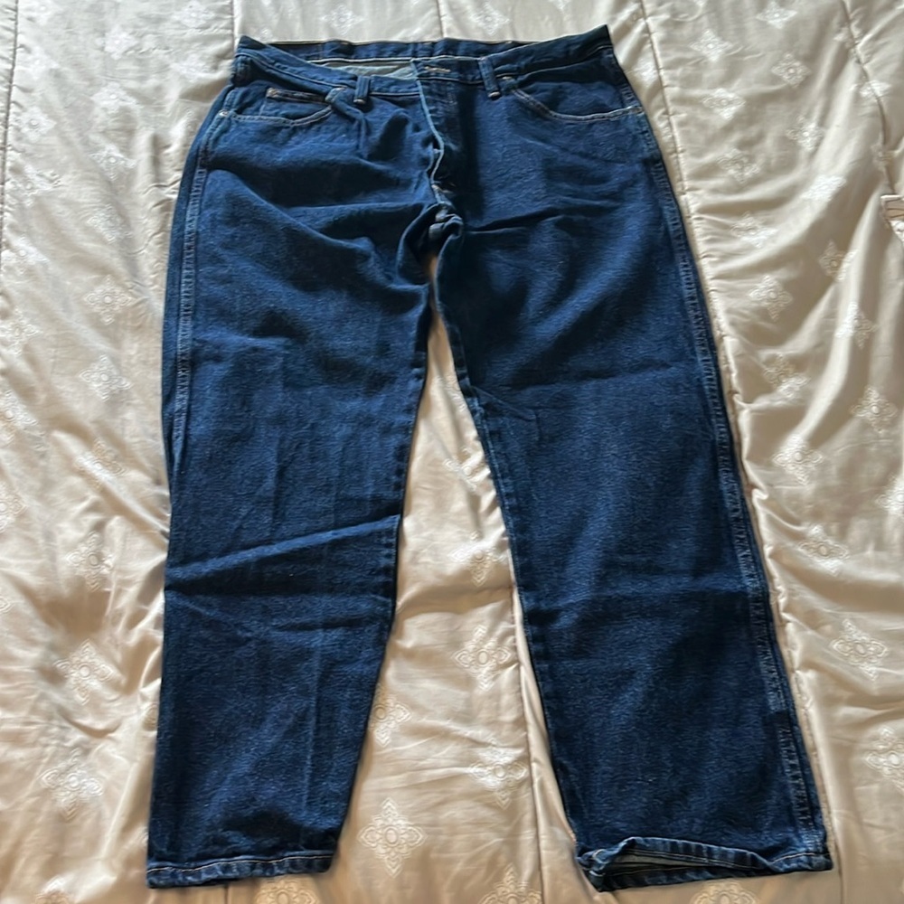 Wrangler Jeans Mens Size 38x30 Regular Fit Blue Dark Wash Denim